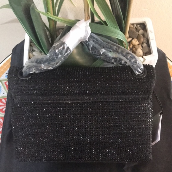 - Kurt Geiger London Brixton Shoulder Bag Kurt Geiger London - Picture 13 of 16